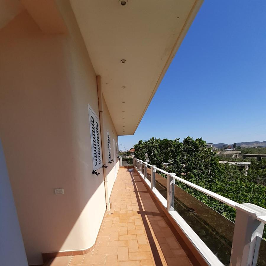 Collaku Apartment'S Vlore Ngoại thất bức ảnh