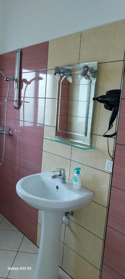 Collaku Apartment'S Vlore Ngoại thất bức ảnh