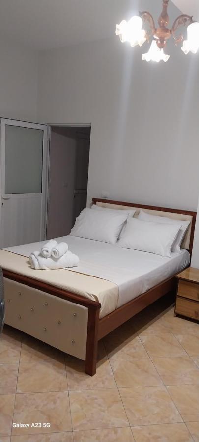 Collaku Apartment'S Vlore Ngoại thất bức ảnh